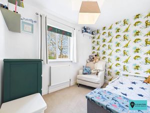 Bedroom- click for photo gallery